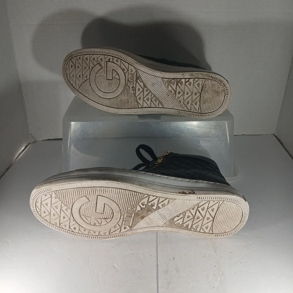 G by GUESS‎ Ggatsin High Top Sneakers 10 Black Quilted Gold Zipper Streetwear